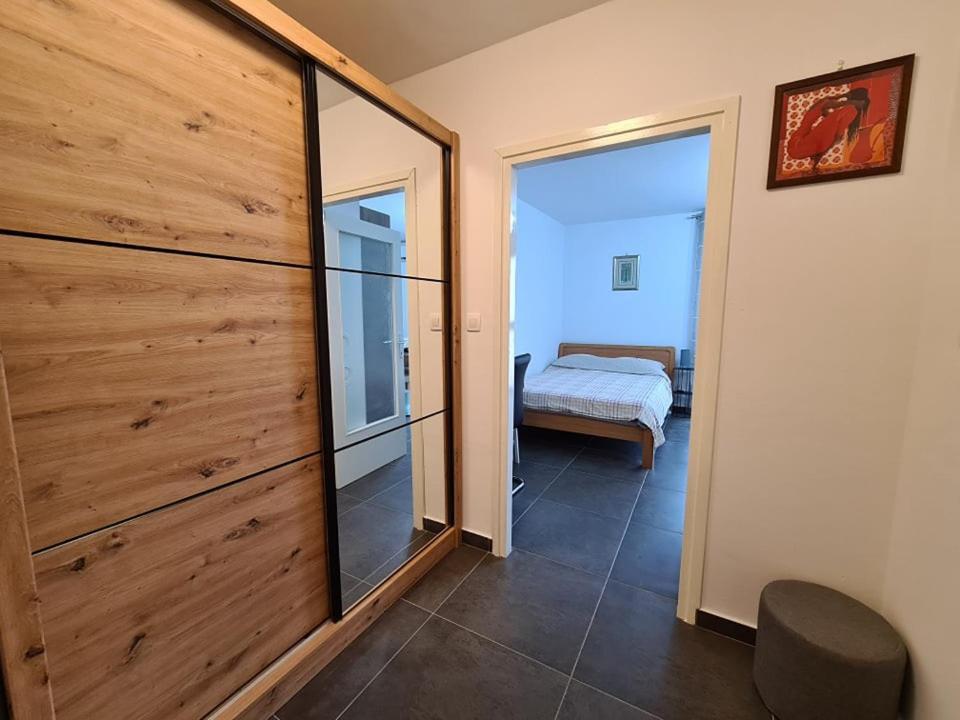 Valkane Beach Studio Apartment Póla Kültér fotó