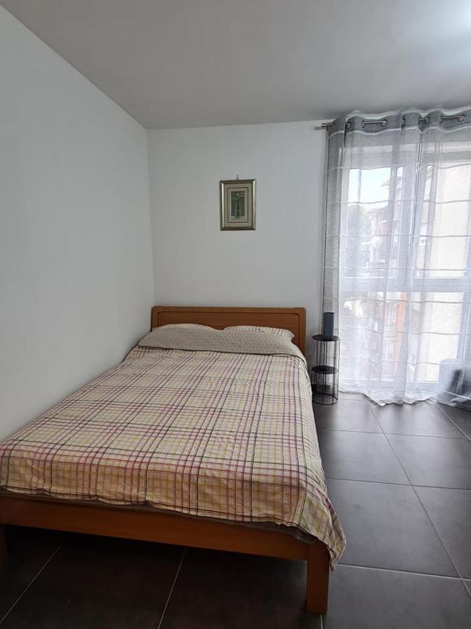 Valkane Beach Studio Apartment Póla Kültér fotó